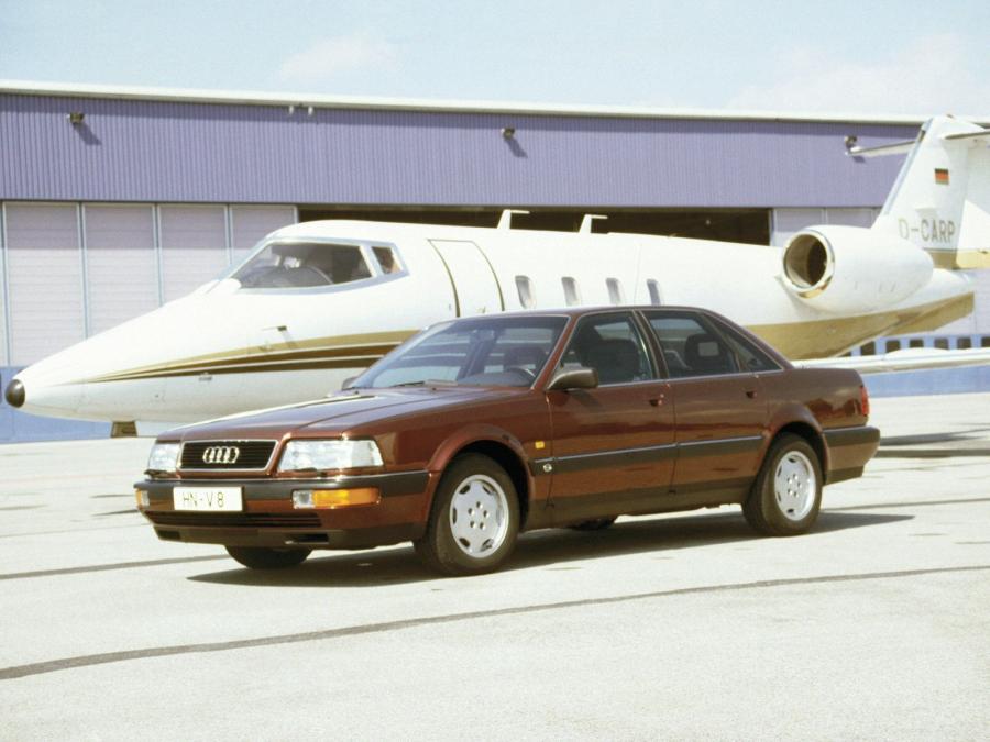  Audi V8 1988 года  (фото 20 из 23)